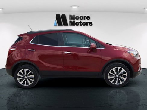 Used 2022 Buick Encore Preferred w/ Safety Package image 2