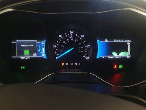 Used 2018 Ford Fusion S image 23