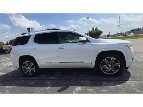 Used 2017 GMC Acadia Denali w/ Technology Package image 9