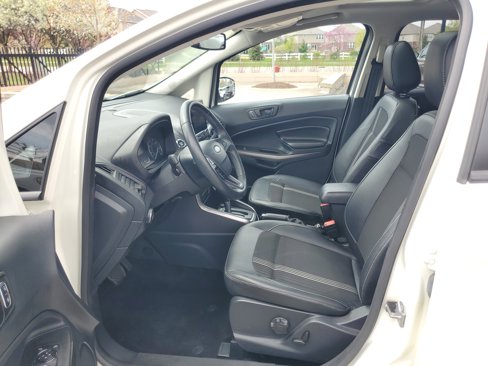Used 2020 Ford EcoSport SES w/ SES Black Appearance Package image 12