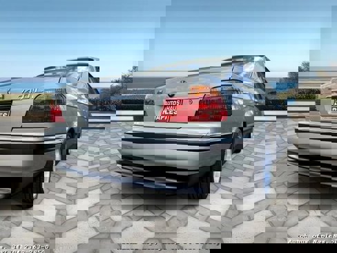 Used 2000 BMW 740iL image 18