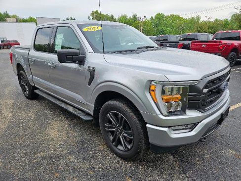 Certified 2021 Ford F150 XLT w/ Equipment Group 302A High image 3