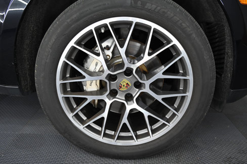 Used 2016 Porsche Macan S image 46
