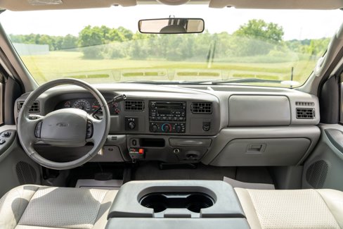 Used 2002 Ford F250 Lariat image 13