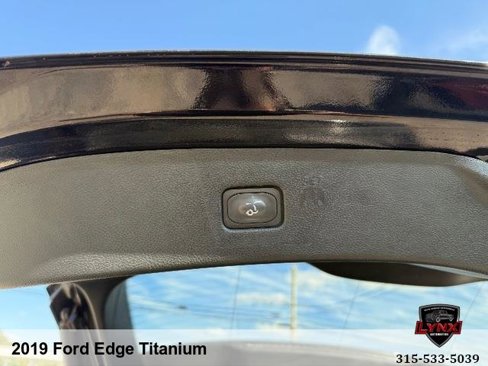 Used 2019 Ford Edge Titanium w/ Equipment Group 301A image 38