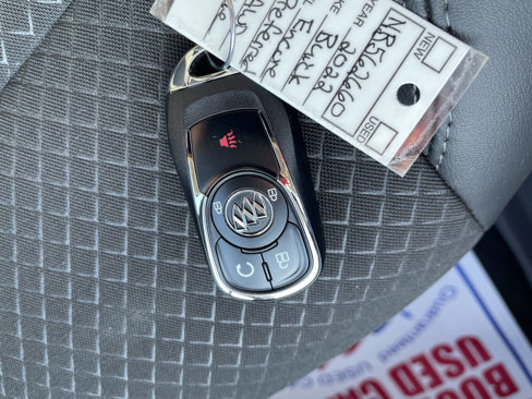 Used 2022 Buick Encore Preferred w/ Safety Package image 23