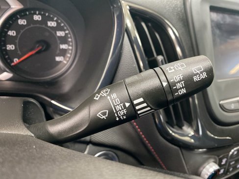 Used 2022 Chevrolet Equinox RS image 40