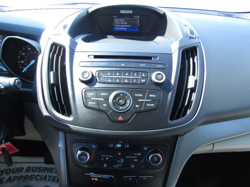 Used 2017 Ford Escape SE w/ SE Cold Weather Package image 24