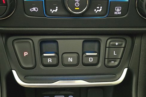 Used 2018 GMC Terrain Denali w/ Advanced Safety Package image 21
