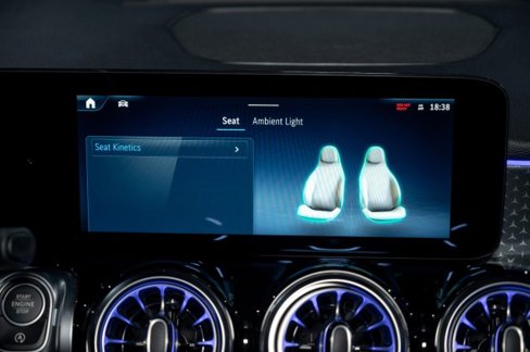 Certified 2024 Mercedes-Benz GLB 250 image 16