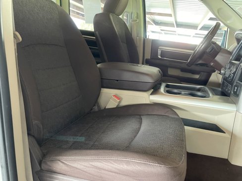 Used 2018 RAM 1500 Lone Star image 38