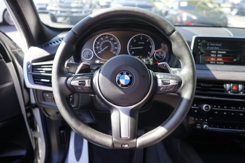 Used 2017 BMW X5 xDrive35d image 11