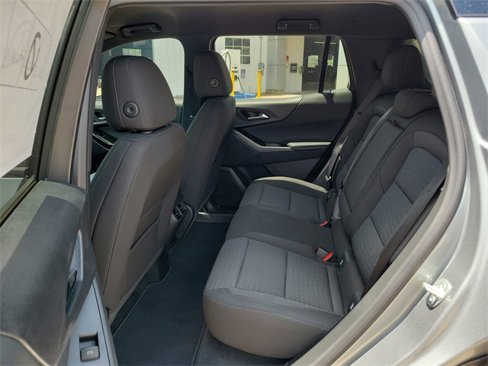 New 2026 Chevrolet Equinox LT image 24