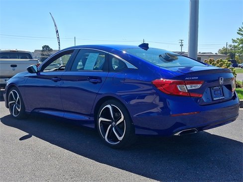 Used 2019 Honda Accord Sport image 4