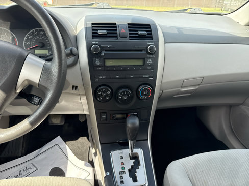 Used 2010 Toyota Corolla image 17