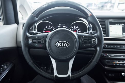 Used 2016 Kia Sedona SX Limited image 34