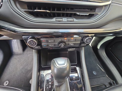 Used 2023 Jeep Compass Altitude image 15