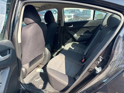 Used 2017 Kia Forte LX w/ LX Popular Package image 17