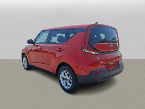 Used 2022 Kia Soul LX w/ Technology Package image 7
