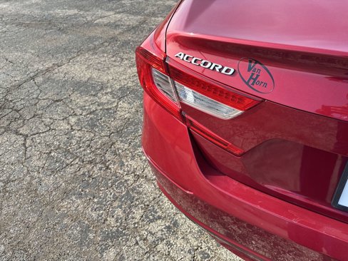 Used 2018 Honda Accord LX image 27