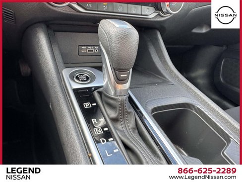 Certified 2022 Nissan Sentra SV image 27