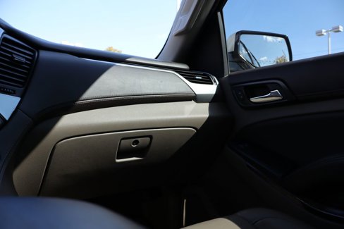 Used 2015 Chevrolet Suburban LT image 46