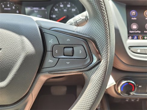 Used 2021 Chevrolet TrailBlazer LS image 31