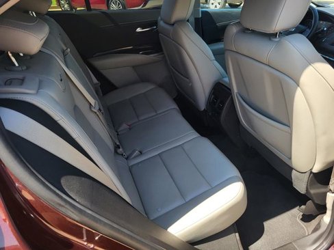 Used 2022 Cadillac XT4 Premium Luxury w/ Technology Package image 17