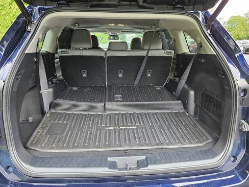 Used 2022 Toyota Highlander XLE image 23