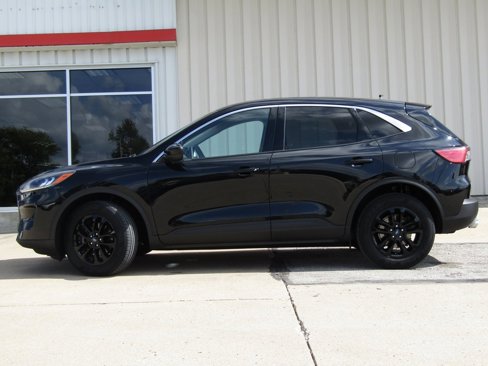 Used 2020 Ford Escape SE image 11