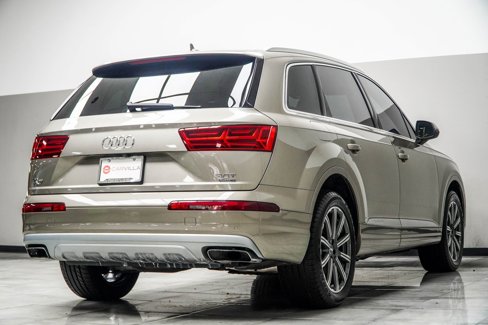 Used 2017 Audi Q7 3.0T Premium Plus image 12