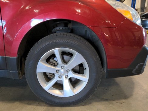 Used 2014 Subaru Outback 2.5i Limited w/ Moonroof Package image 9