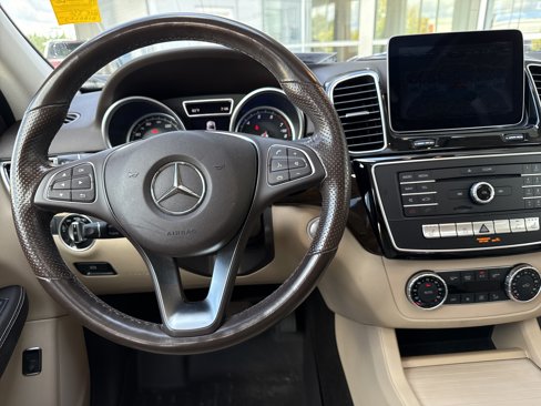 Used 2018 Mercedes-Benz GLE 350 image 24