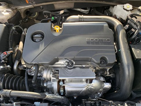 Used 2024 Chevrolet Malibu LT image 32