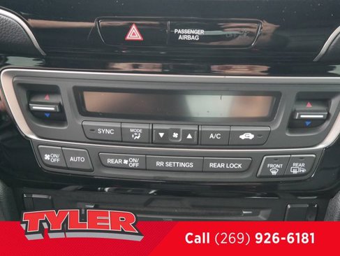 Used 2020 Honda Pilot Touring image 34