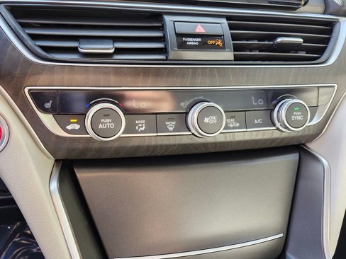 Certified 2019 Honda Accord EX image 25