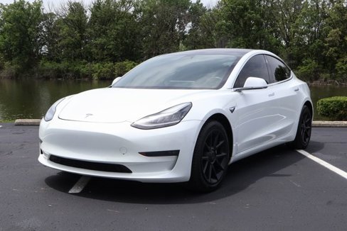 Used 2018 Tesla Model 3 Long Range image 14