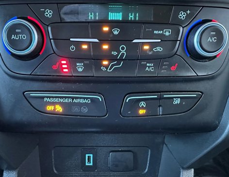 Used 2019 Ford Escape SEL image 24