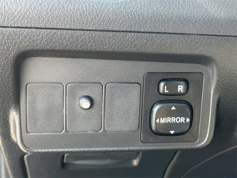Used 2009 Toyota Corolla S image 17