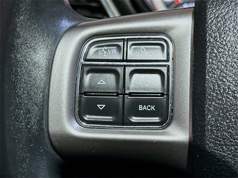 Used 2019 Dodge Journey Crossroad w/ Popular Equipment Group image 35