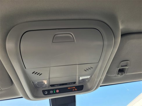 Used 2024 Chevrolet Equinox LT image 22