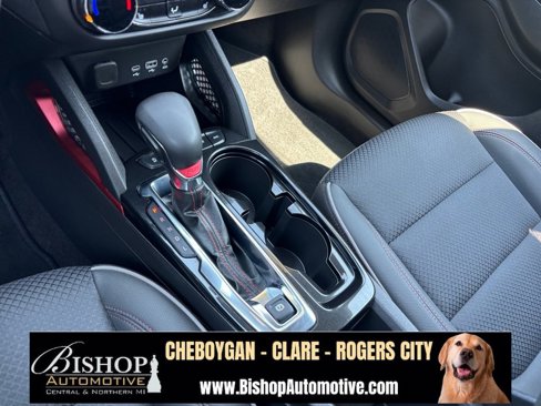 Used 2023 Chevrolet TrailBlazer RS image 29