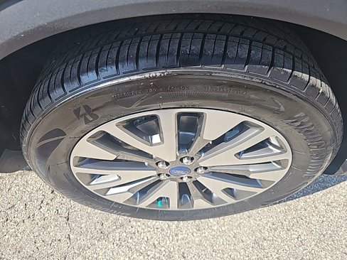 Certified 2021 Ford Escape Titanium image 45