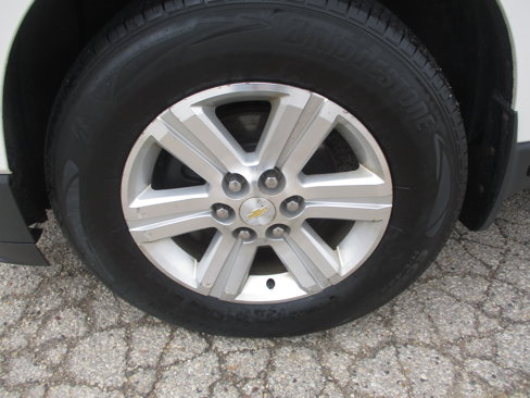 Used 2013 Chevrolet Traverse LT image 11