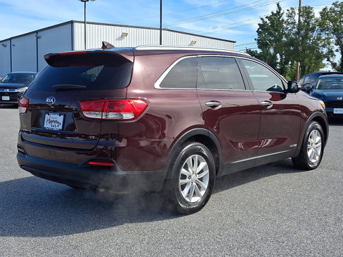 Used 2017 Kia Sorento LX w/ LX V6 Convenience Package image 6