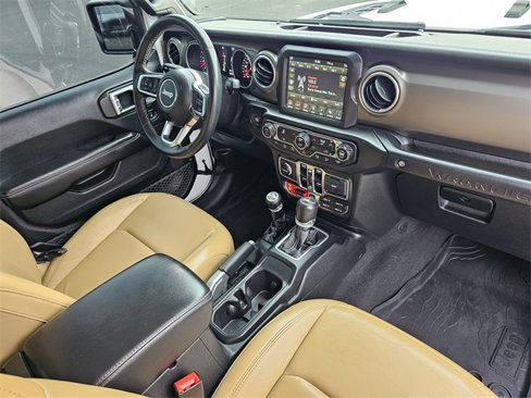 Used 2018 Jeep Wrangler Unlimited Rubicon image 16