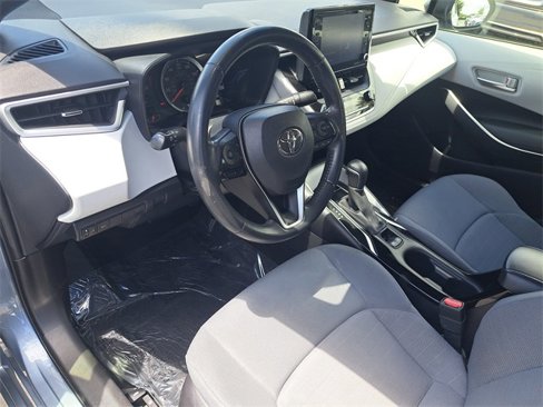 Used 2022 Toyota Corolla SE image 16