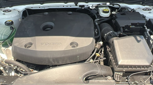 Used 2022 Volvo XC40 T4 Inscription w/ Advanced Package image 12