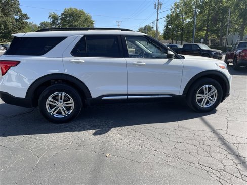 Used 2020 Ford Explorer XLT w/ Comfort Package image 11