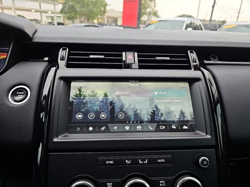 Used 2018 Land Rover Discovery SE image 70